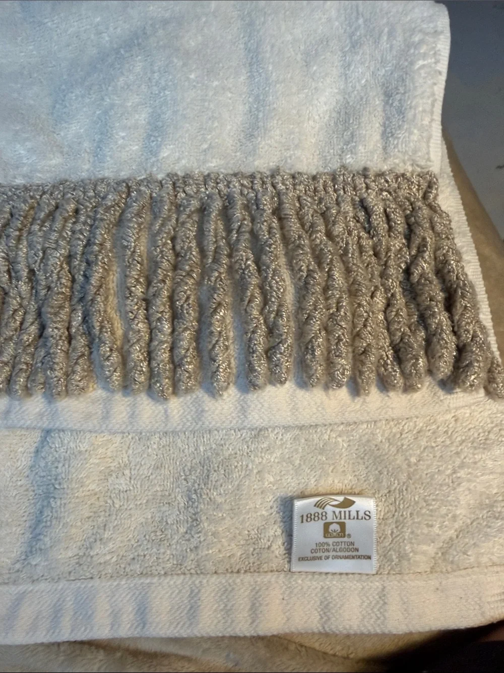 1888 Mills 100 % Cotton Cream Cotton Dec Bath Towel twisted fringe made USA 🇺🇸